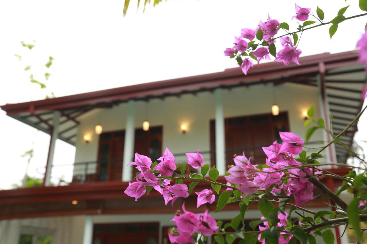 Villa A.Sms Induruwa Exterior photo